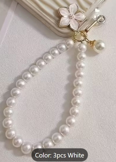White Pearl Pendant Set