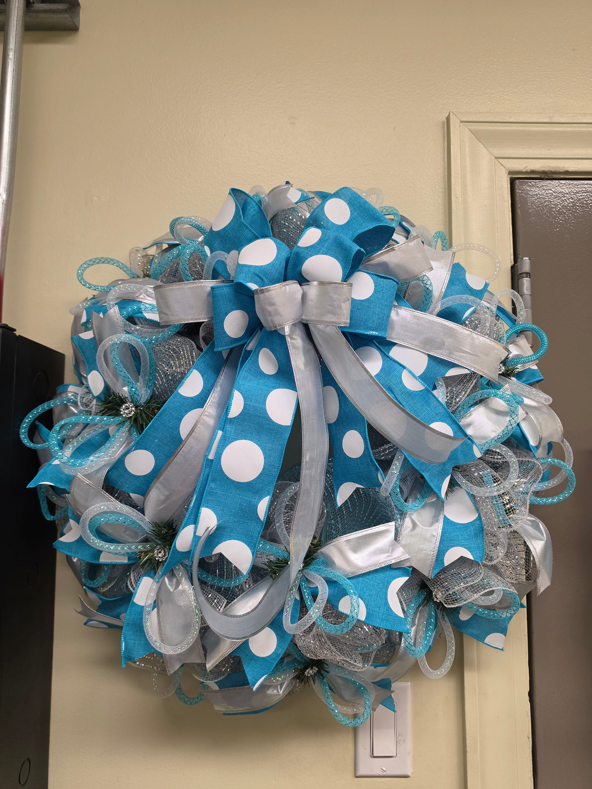 Polka Dot Teal/Turquoise, Silver and White Wreath
