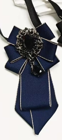 Classic Short Neck Bowtie with Brooch