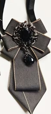 Classic Short Neck Bowtie with Brooch