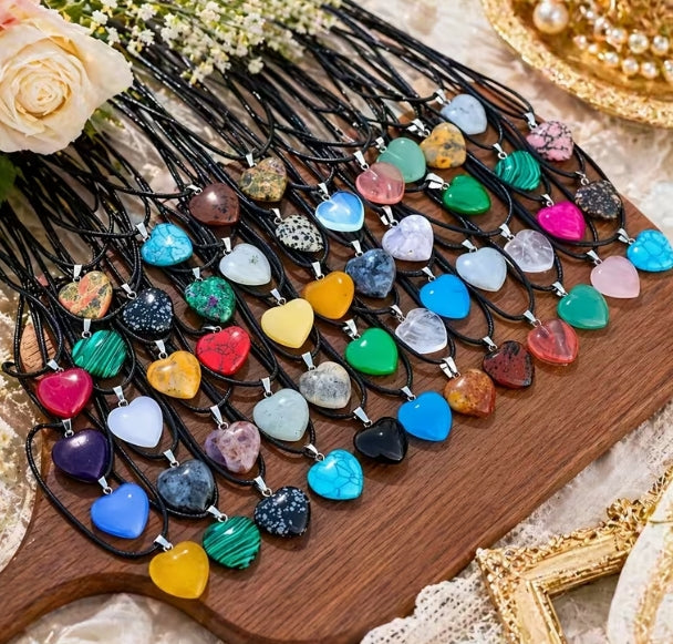 Heart-shaped Pendant Necklace