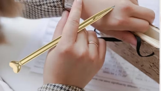 Golden Heart-Shaped Retractable Ballpoint Pen