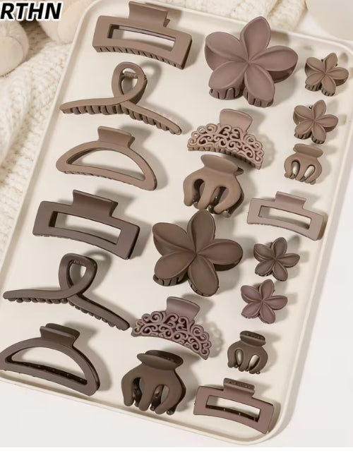 Versatile Har Clip Collection