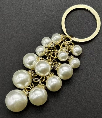Elegant Teardrop Pendant Charm