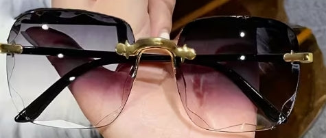 Frameless Square glasses with Gold Accents