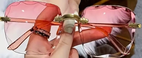 Frameless Square glasses with Gold Accents