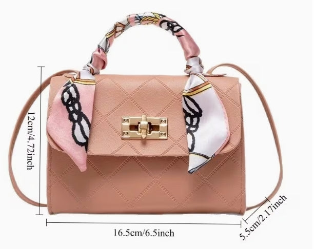 Pattern Dinner with one closure crossbody