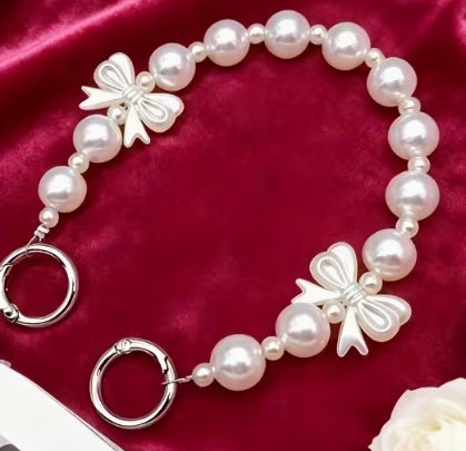 Pearl And Bow Lanyard