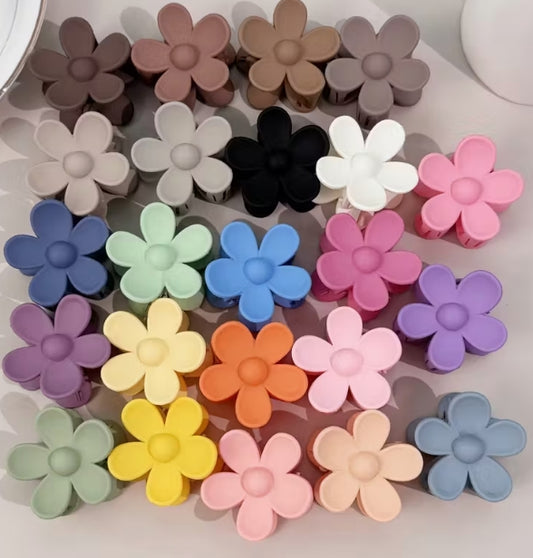 Mini Flower Claw Clip