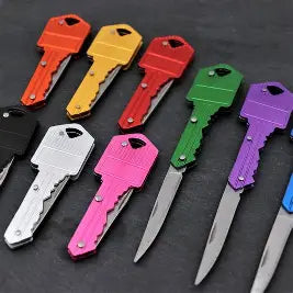 Folding key shape box cutter